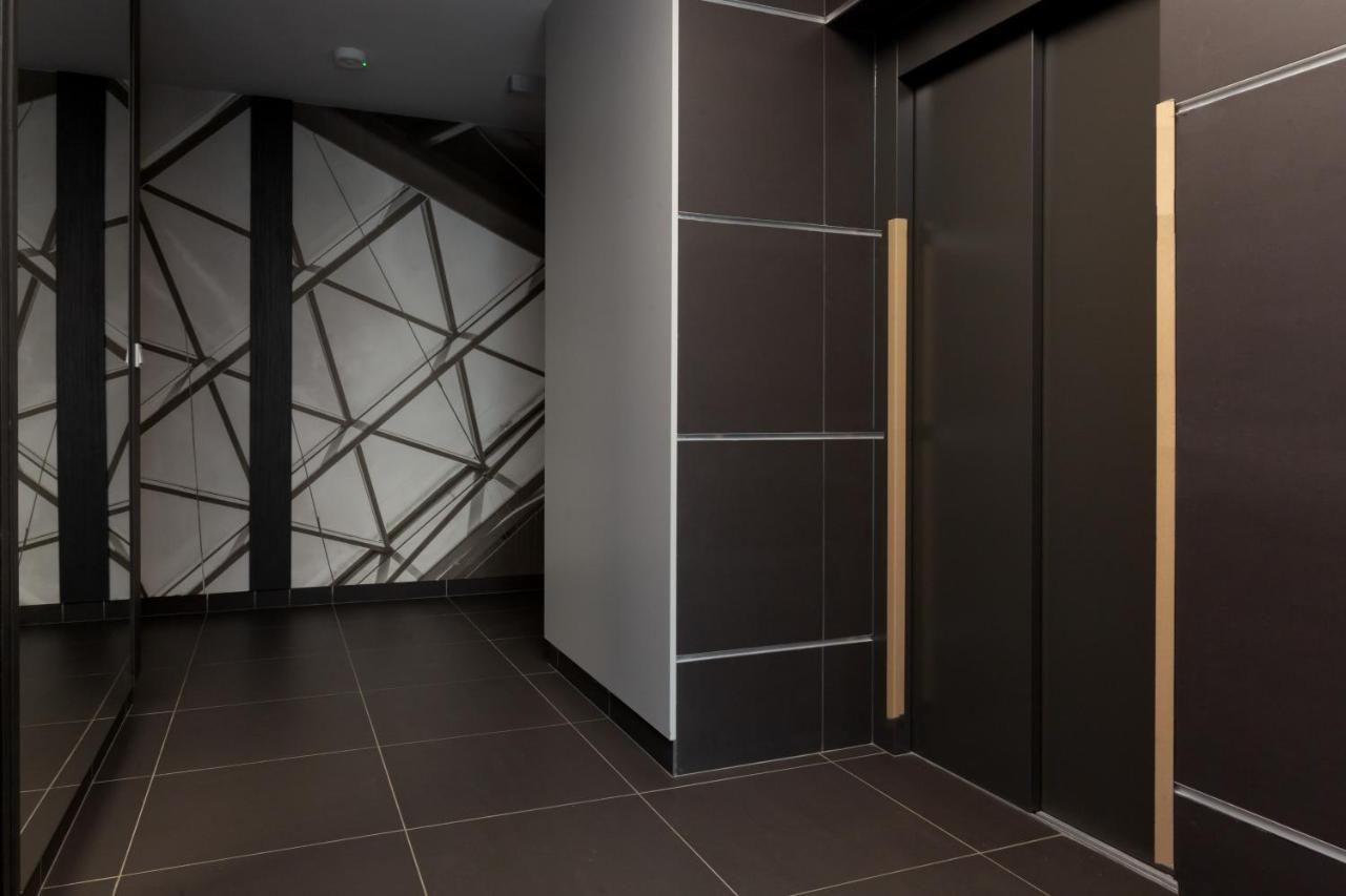 Forum Wola Jana Kazimierza Apartment By Noclegi Renters Warsaw Luaran gambar